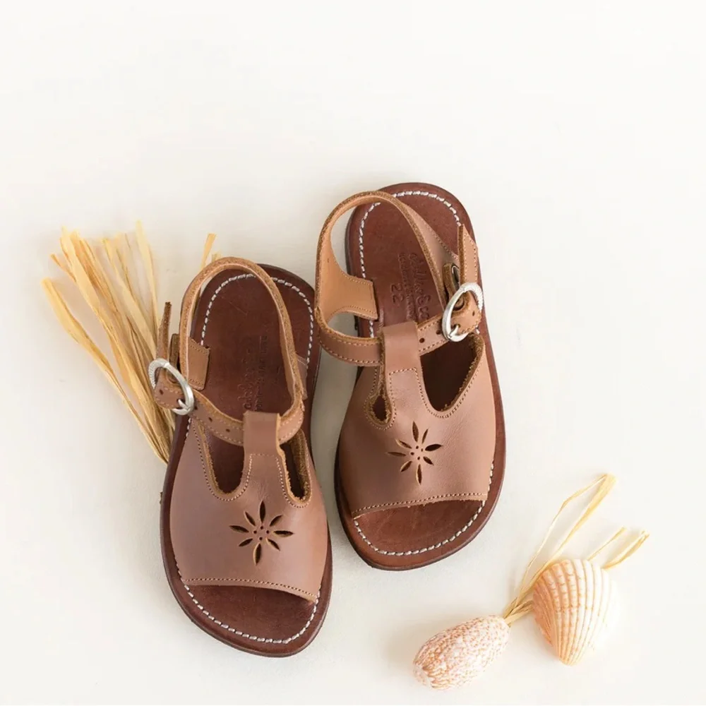 Adelisa & Co Estrella Sandals - Picture 1 of 4